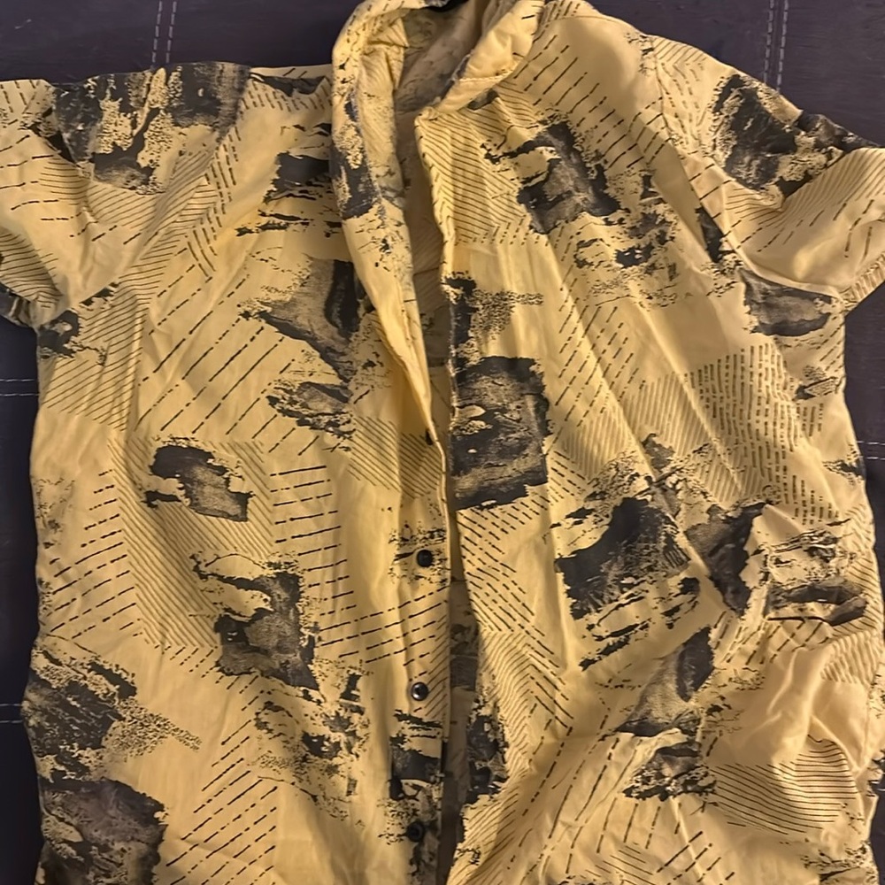 Vintage 80’s P.J. Henry Shirt.  Awesome design.